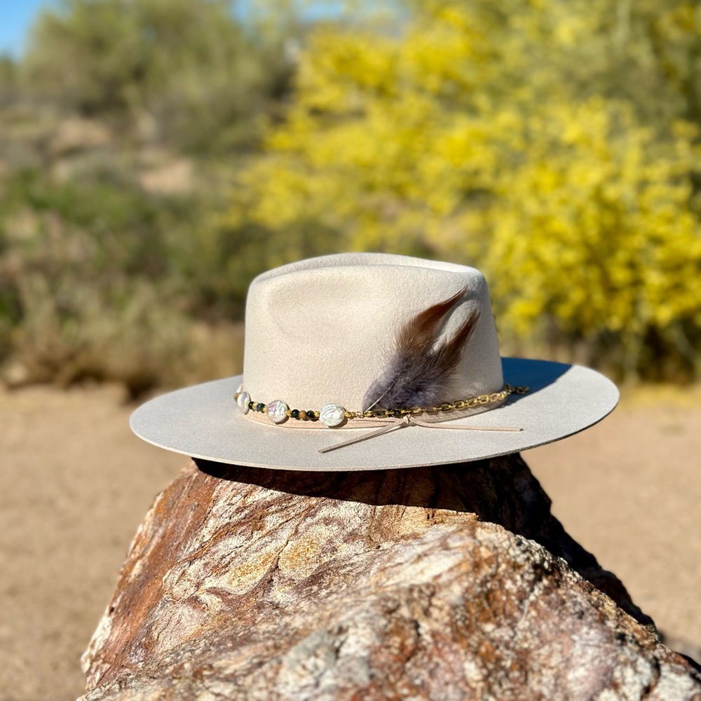 Freshwater Pearl and Tigers Eye Hat Band - Picture 7 of 10
